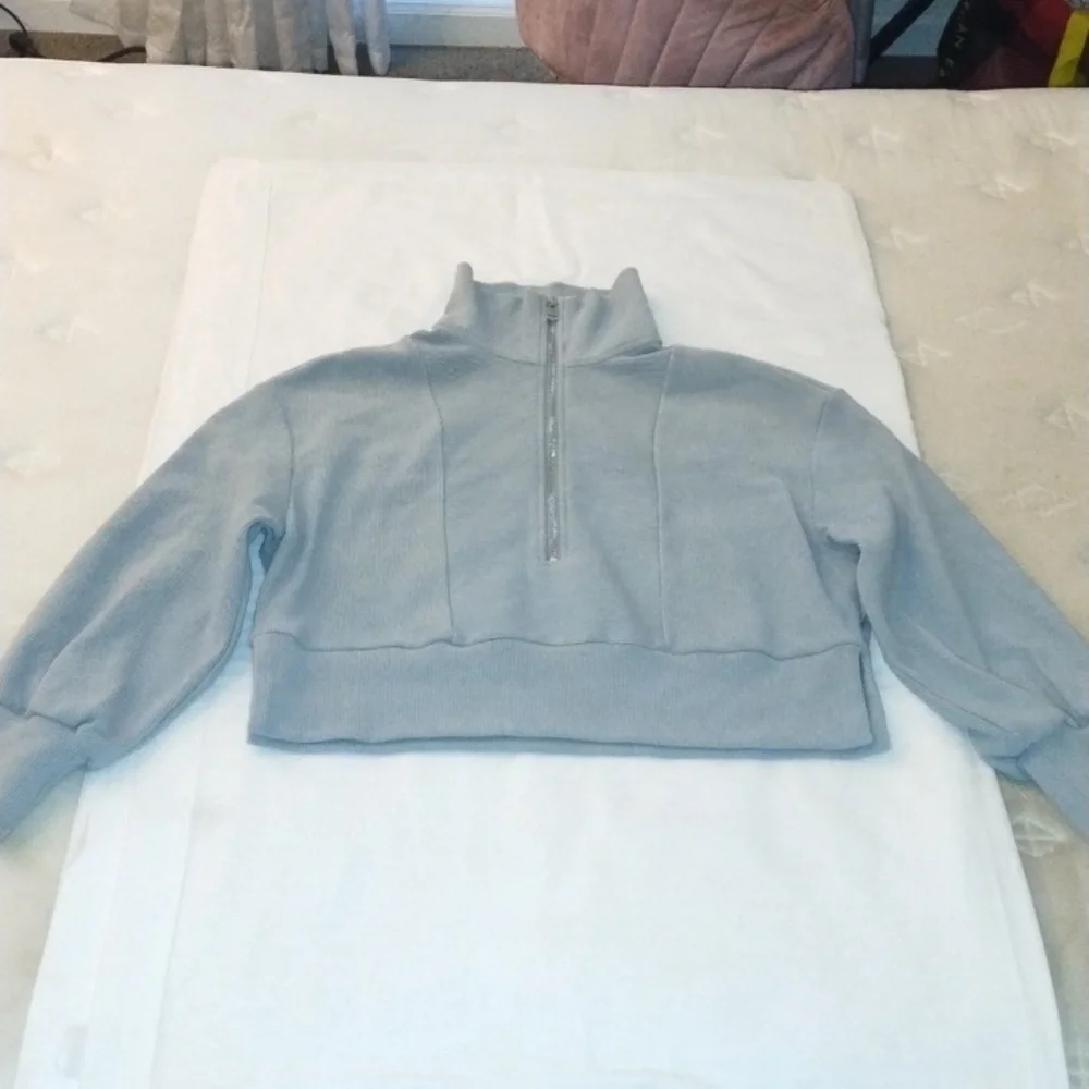 Varley Ramona Pullover - Picture 7 of 11